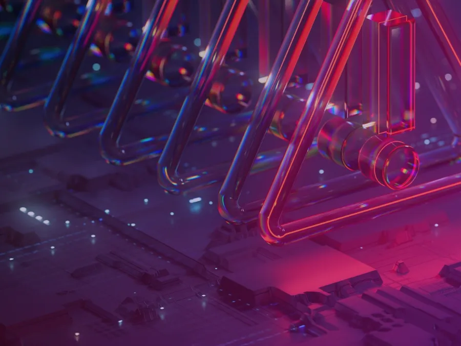 Arête d'un triangle d'alerte rouge au-dessus d'un circuit électronique, image d'un incident à contenir